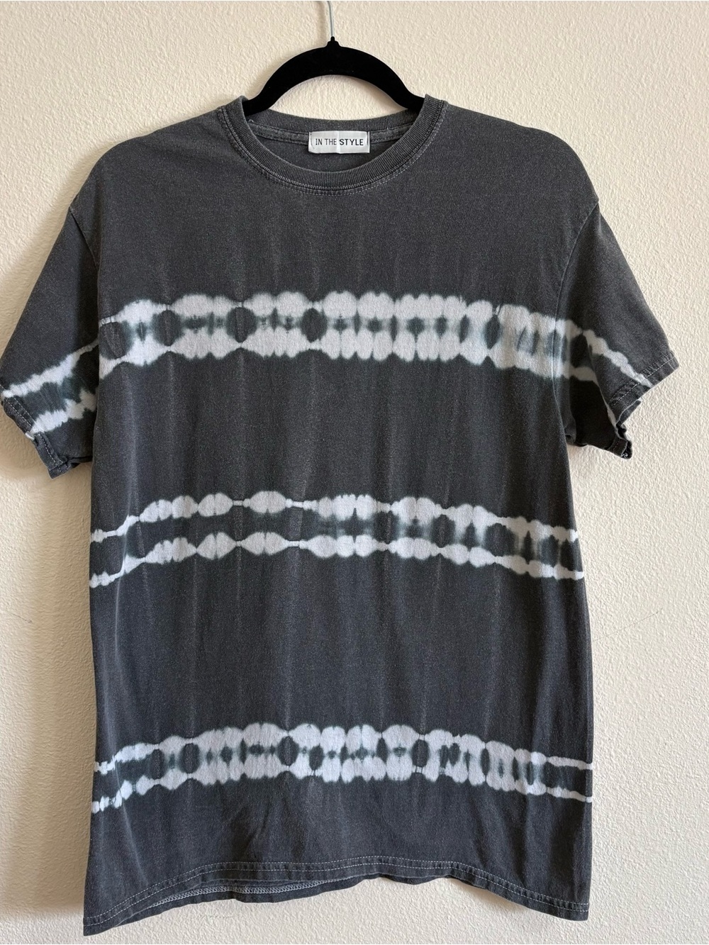 Gray & White Tie-Dye Short Sleeve Tee